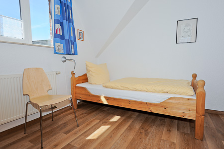 Ferienhaus „Deichkrone“ - Schlafzimmer 2/Kinderzimmer