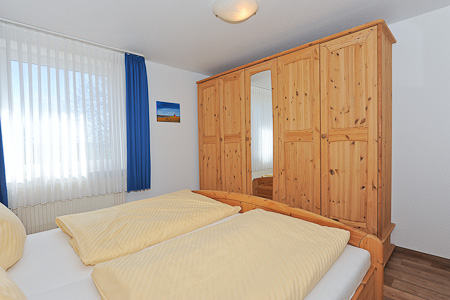 Ferienhaus „Deichkrone“ - Schlafzimmer 1