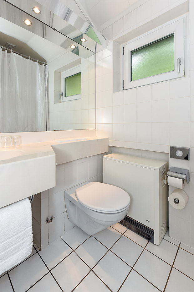 Ferienhaus am Stausee Bitburg - Badezimmer 1