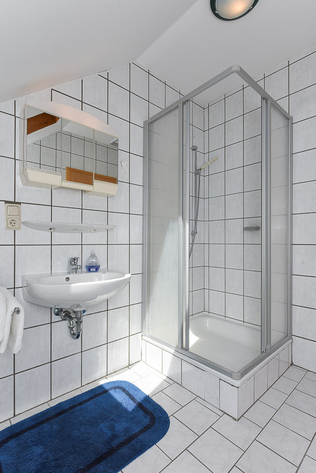 Ferienwohnung „Dobbe“ - Badezimmer
