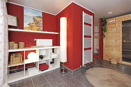Ferienhaus „Fine“ - Sauna mit Dusche und WC im Backhaus im Garten