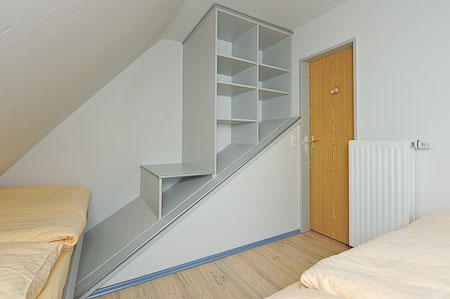 Ferienhaus „Fresena“ - Schlafzimmer 2/Kinderzimmer