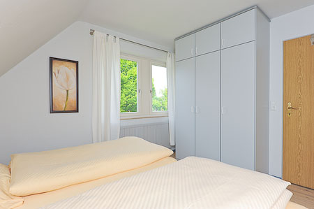 Ferienhaus „Fresena“ - Schlafzimmer 1