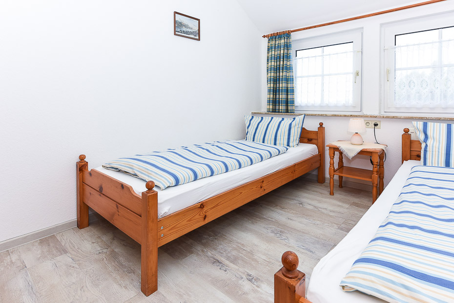 Ferienhaus „Grodehus“ - Schlafzimmer 2/Kinderzimmer (1. Obergeschoss)