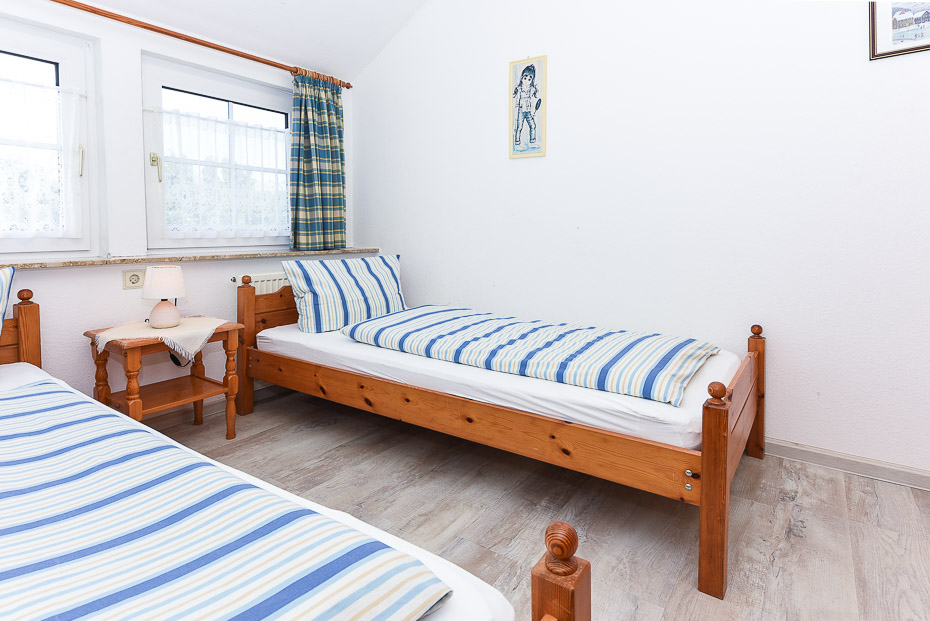 Ferienhaus „Grodehus“ - Schlafzimmer 2/Kinderzimmer (1. Obergeschoss)