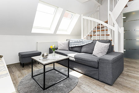 Ferienhaus Harle - Wohnzimmer mit integriertem Küchenbereich