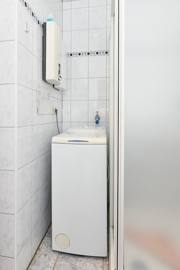 Ferienhaus „Kärst“ - Badezimmer im Erdgeschoss