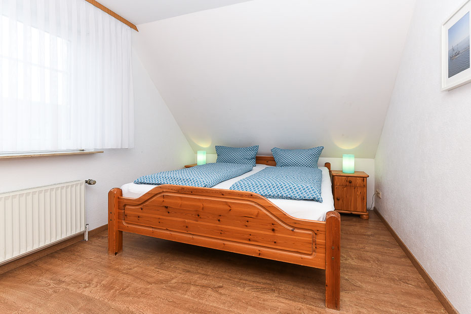 Ferienhaus „Kärst“ - Schlafzimmer 1