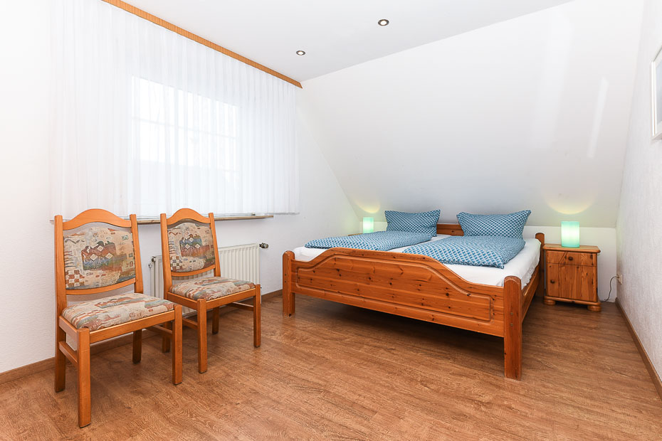 Ferienhaus „Kärst“ - Schlafzimmer 1
