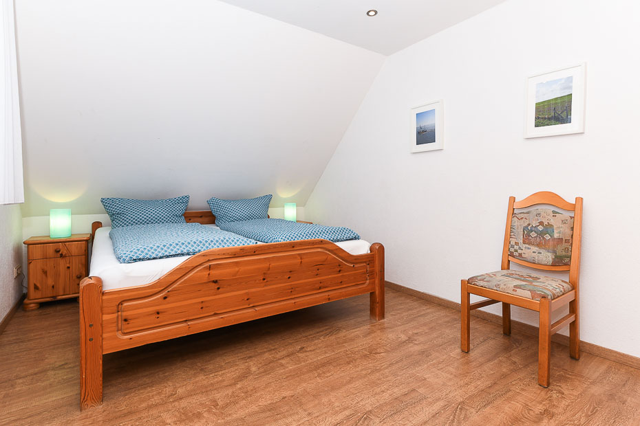 Ferienhaus „Kärst“ - Schlafzimmer 1