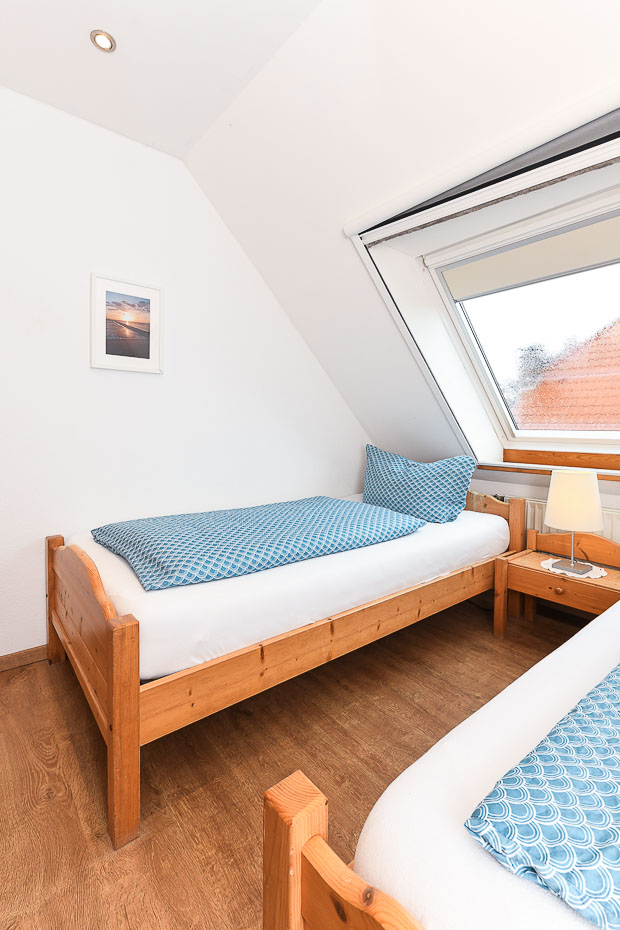 Ferienhaus „Kärst“ - Schlafzimmer 2/Kinderzimmer
