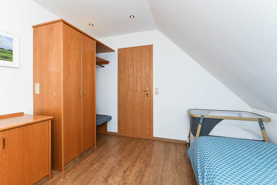Ferienhaus „Kärst“ - Schlafzimmer 3/Kinderzimmer