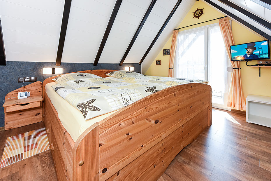 Ferienhaus „Kleine Möwe“ - Schlafzimmer 1