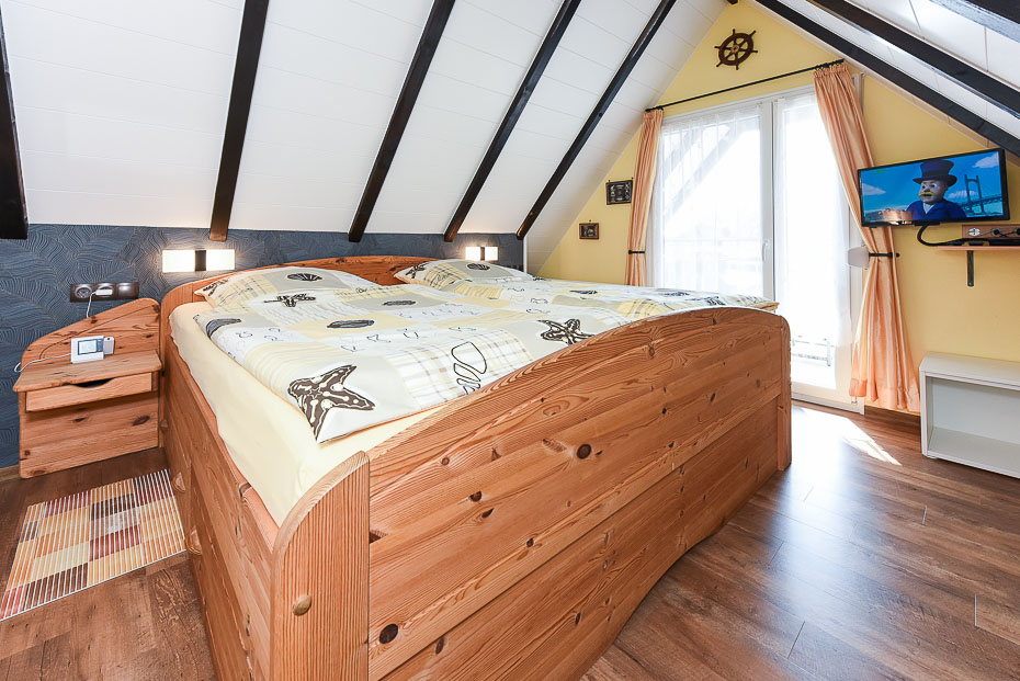 Ferienhaus „Kleine Möwe“ - Schlafzimmer 1