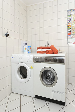 Ferienhaus „Nico“ - Hauswirtschaftsraum und zweites separates WC