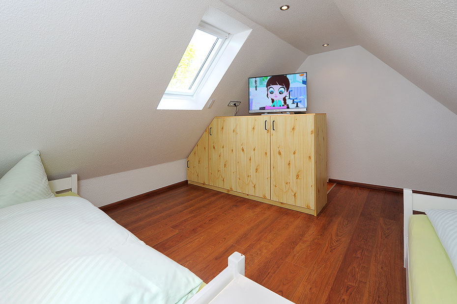 Ferienhaus „Nike“ - Schlafzimmer 2/Kinderzimmer