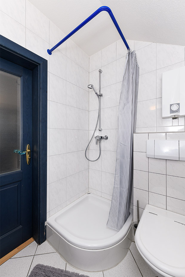 Ferienhaus „Nordseekate“ - Badezimmer