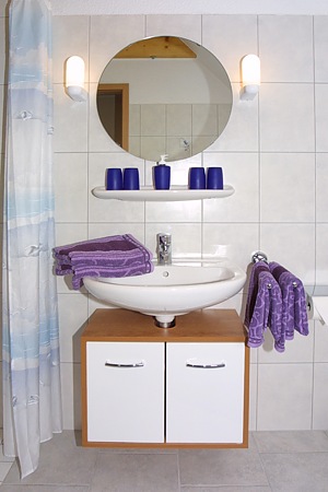 Ferienwohnung 2 - Badezimmer