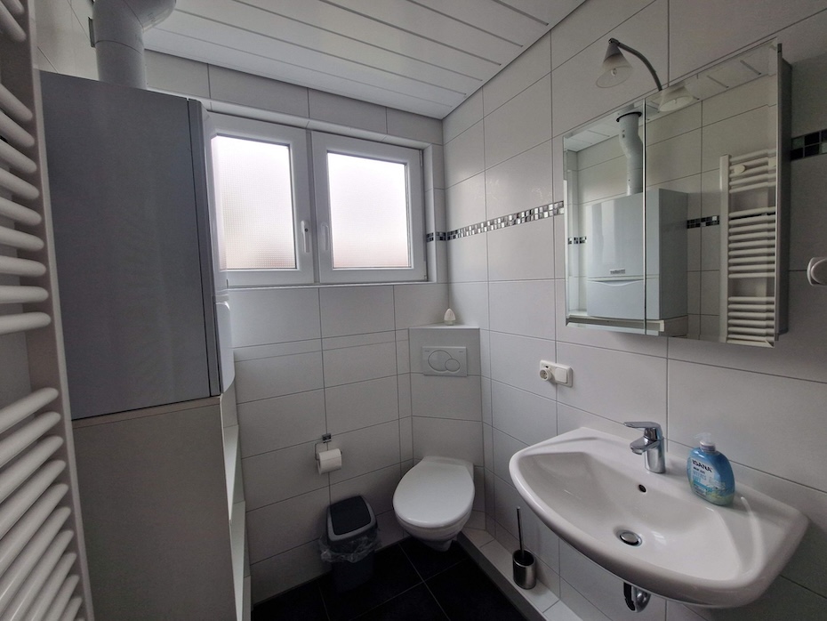 Ferienhaus „Schlatt“ - Badezimmer