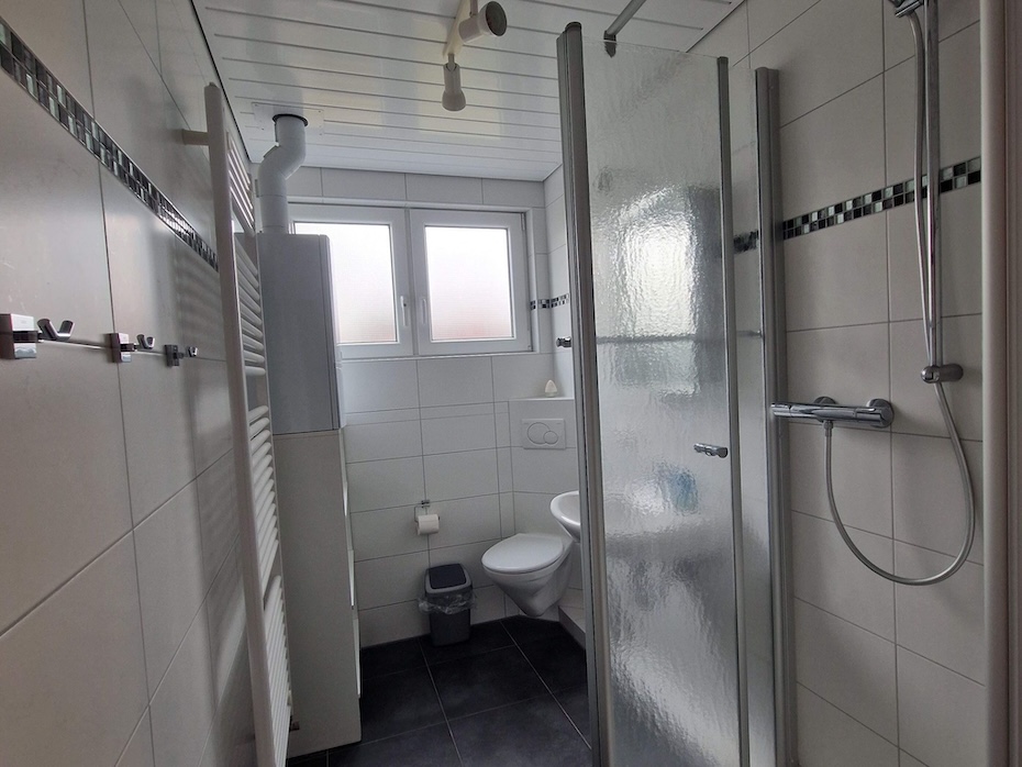 Ferienhaus „Schlatt“ - Badezimmer