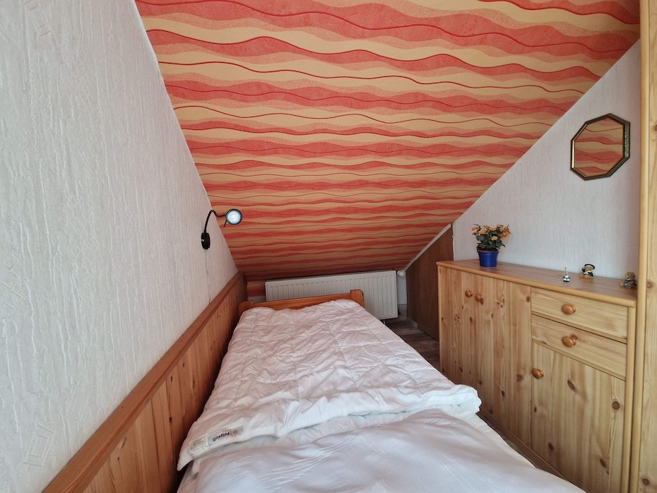 Ferienhaus „Schlatt“ - Schlafzimmer 2/Kinderzimmer