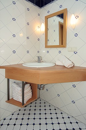 Ferienhaus „Schmidt-Rottluff“ - Badezimmer