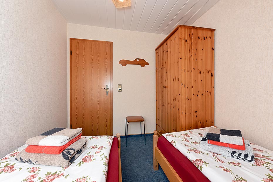 Ferienwohnung groß - Schlafzimmer 2/Kinderzimmer