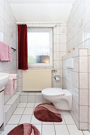 Ferienwohnung klein - Badezimmer