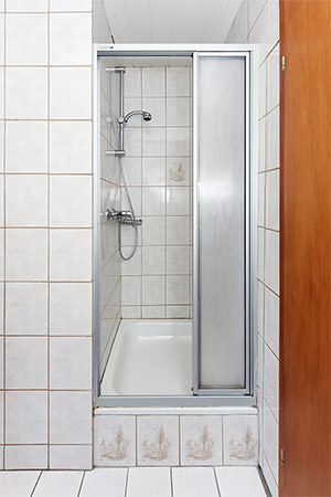 Ferienwohnung klein - Badezimmer