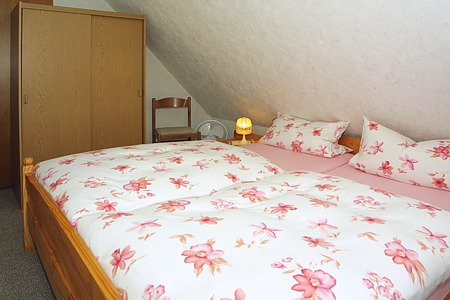 Ferienwohnung klein - Schlafzimmer 1