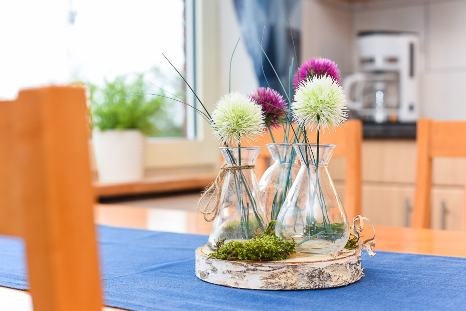 Ferienwohnung „Sternenlicht“ - Wohnzimmer mit integriertem Küchenbereich