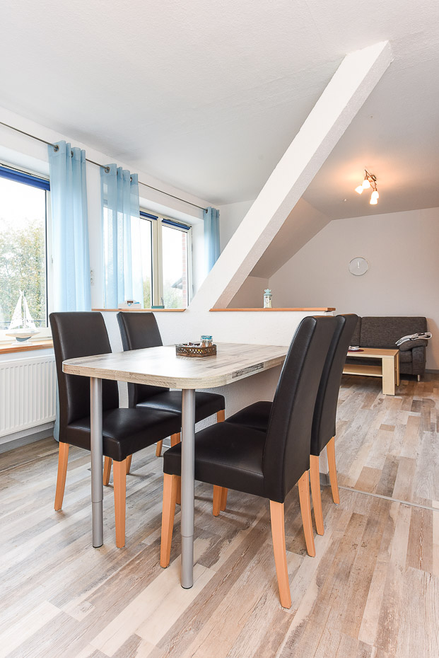 Ferienwohnung „Wol(L)ke 7“ - Wohnraum mit integrierter Küche