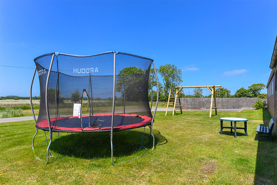 Ferienhaus - Spielgeräte im Garten