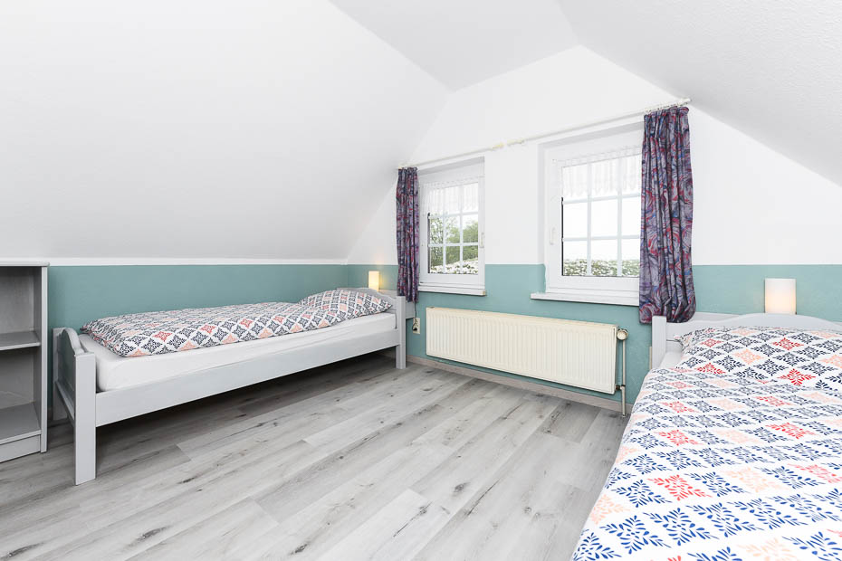 Ferienhaus - Schlafzimmer 2/Kinderzimmer im Obergeschoss