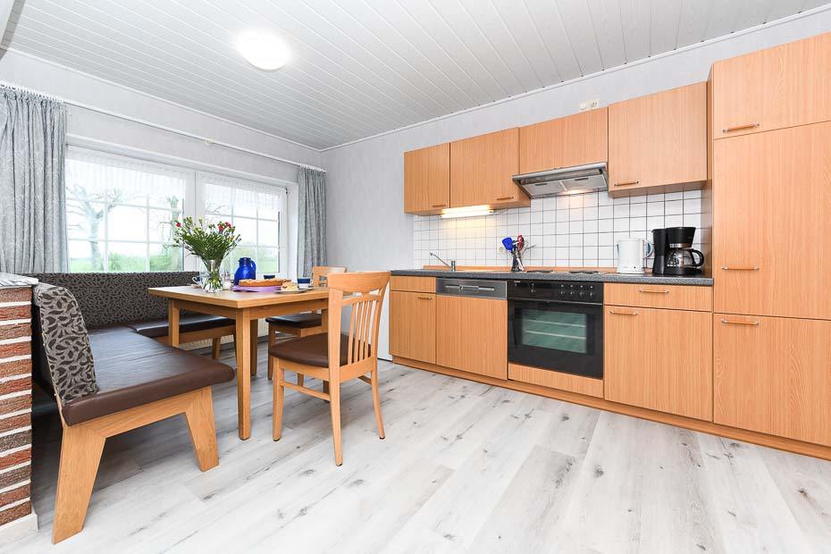 Ferienhaus - Wohnzimmer mit integriertem Küchenbereich