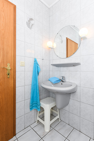 Ferienwohnung II - Badezimmer