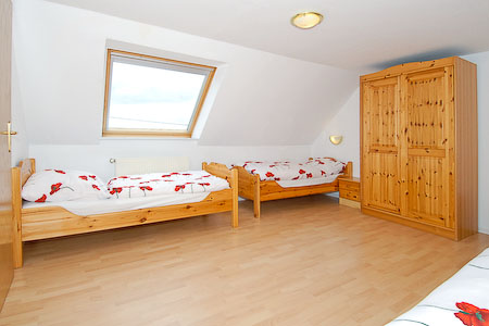 Ferienwohnung IV - Schlafzimmer 2/Kinderzimmer