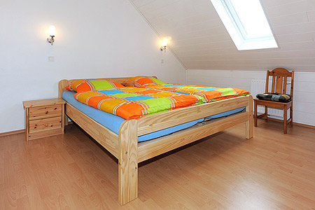 Ferienwohnung V - Schlafzimmer 1