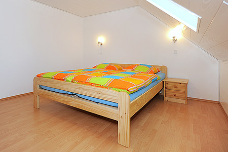 Ferienwohnung V - Schlafzimmer 1