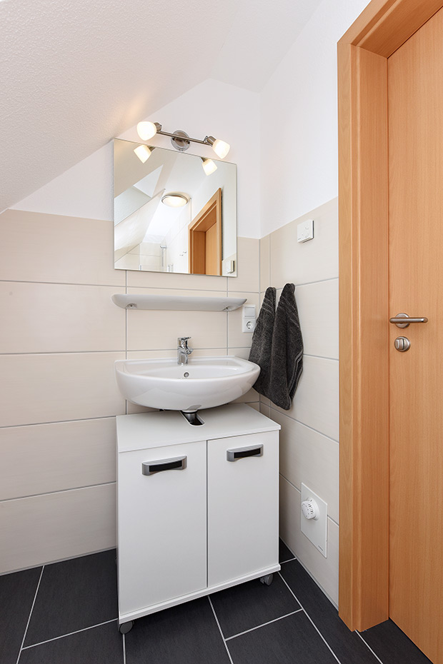 Ferienwohnung 3 - Badezimmer