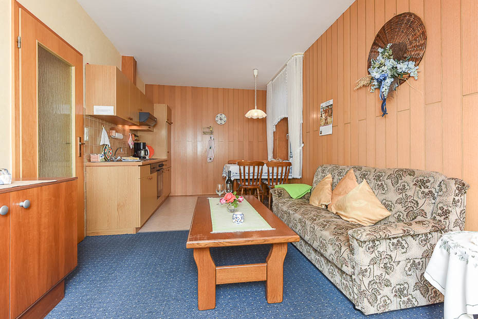 Ferienwohnung „Deichblick“ - Wohnraum mit integrierter Küche