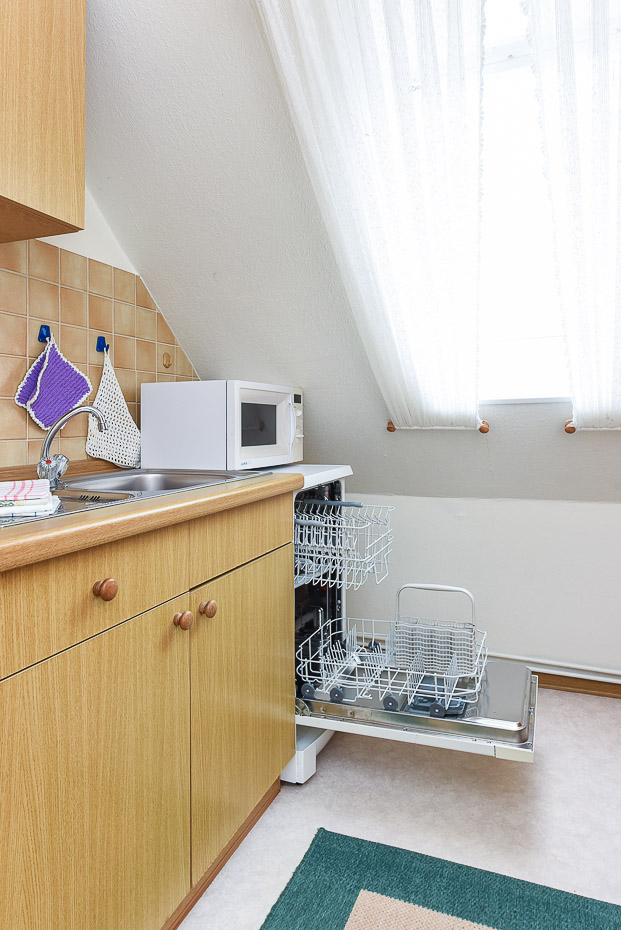 Ferienwohnung „Inselblick“ - Wohnraum mit integrierter Küche