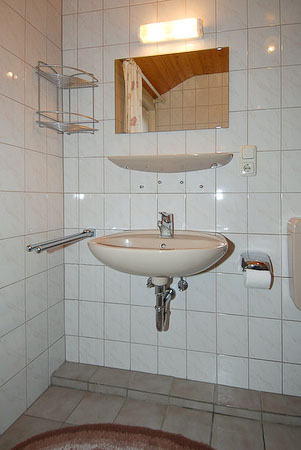 Ferienwohnung „Hofblick“ - Badezimmer