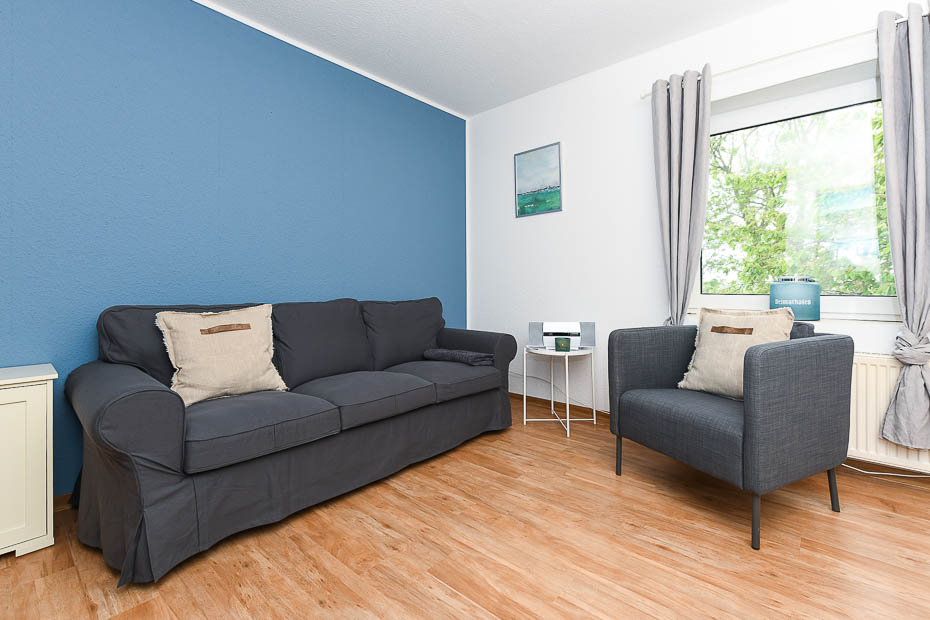 Ferienwohnung „Gänseblümchen“ - Wohnraum mit integrierter Küche