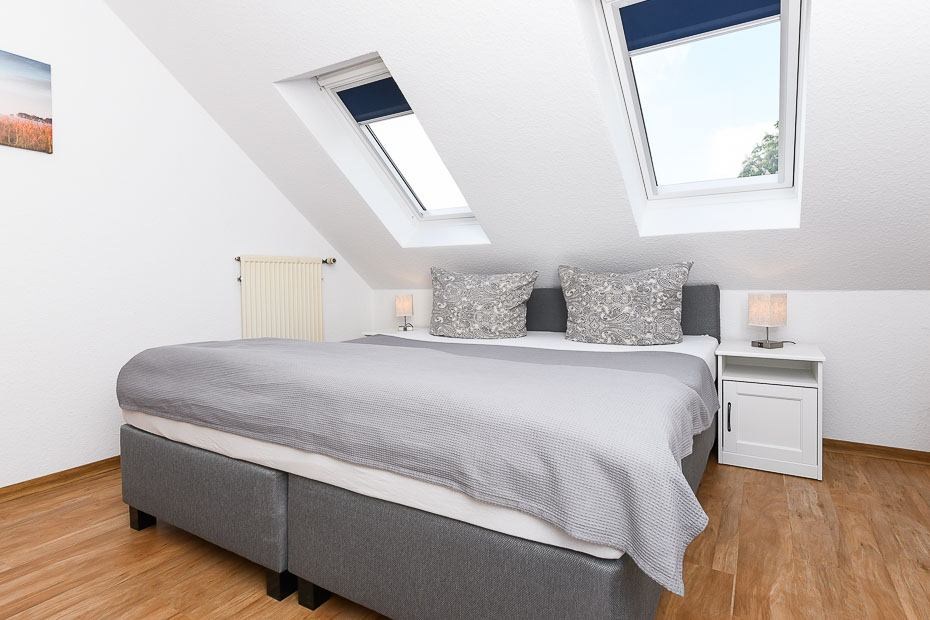 Ferienwohnung „Löwenzahn“ - Schlafzimmer 1