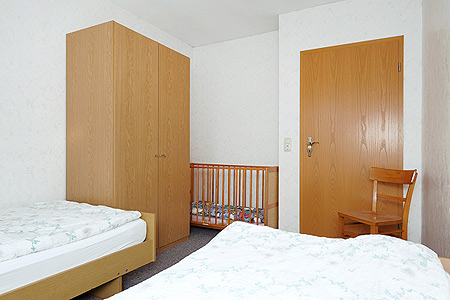 Ferienwohnung „Süd“ - Schlafzimmer 2/Kinderzimmer