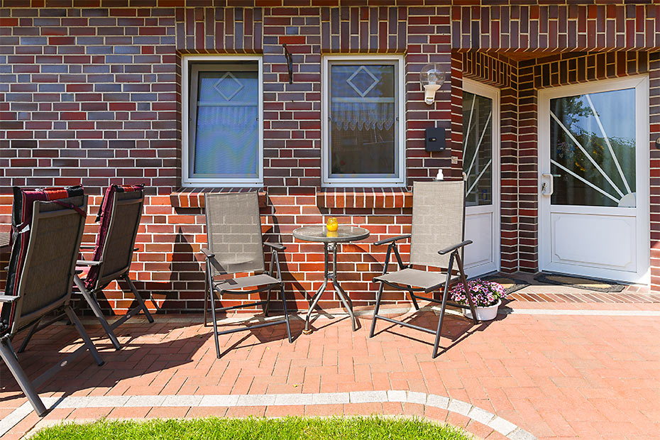 Ferienwohnung „Waldblick“ - Terrasse der Ferienwohnungen 