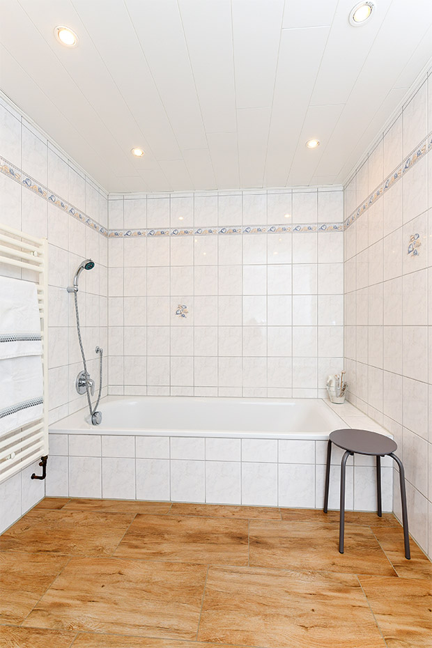 Ferienwohnung „Anker“ (Nr. 9) - Badezimmer