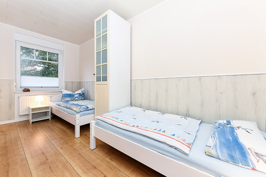 Ferienwohnung „Anker“ (Nr. 9) - Schlafzimmer 2/Kinderzimmer