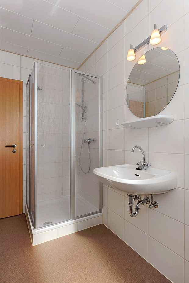 Ferienwohnung „Leuchtturm“ (Nr. 7) - Badezimmer